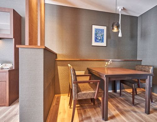 シックで洗練されたスーペリアツインルーム