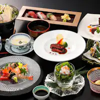 Nikmati hidangan premium Jepun dan Barat.