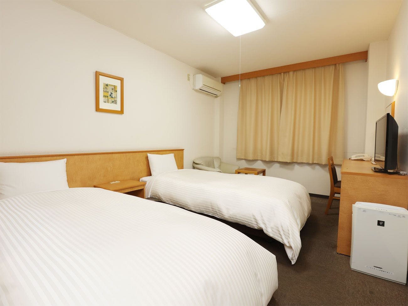 Business Hotel Isesaki Heisei Inn