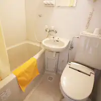 ห้องน้ำเป็นแบบยูนิต