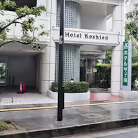 ทำเลที่สะดวกพร้อมที่จอดรถเป็นจุดที่น่ายินดี