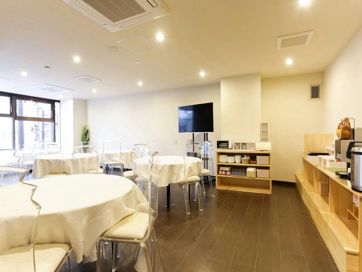 Tabist S. Hyde Park Hotel Koga Station Front