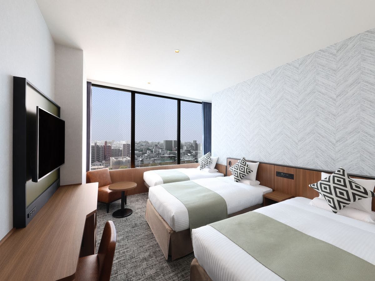 Bilik Triple Pemandangan Sungai