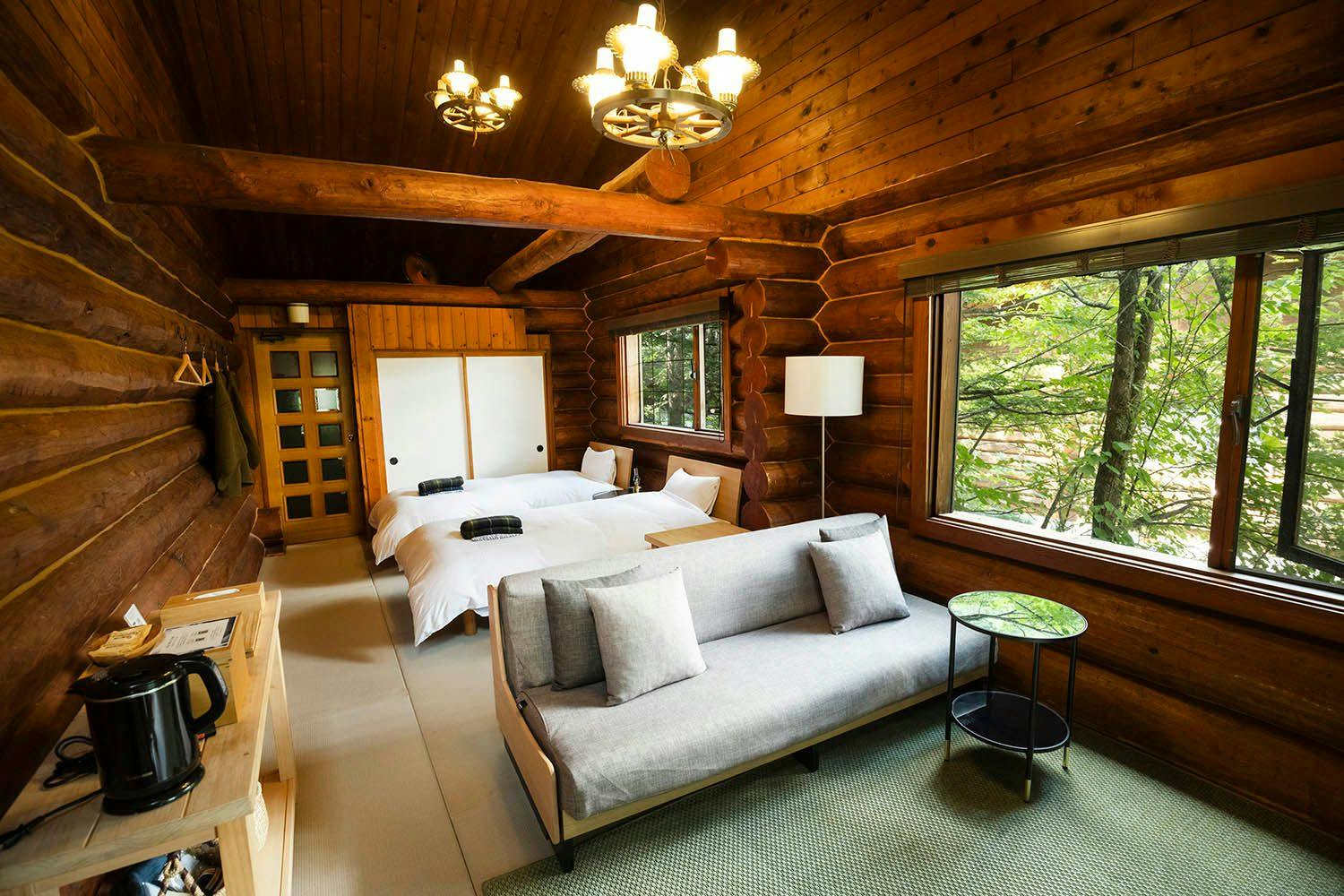 【บ้านไม้】เตียงคู่