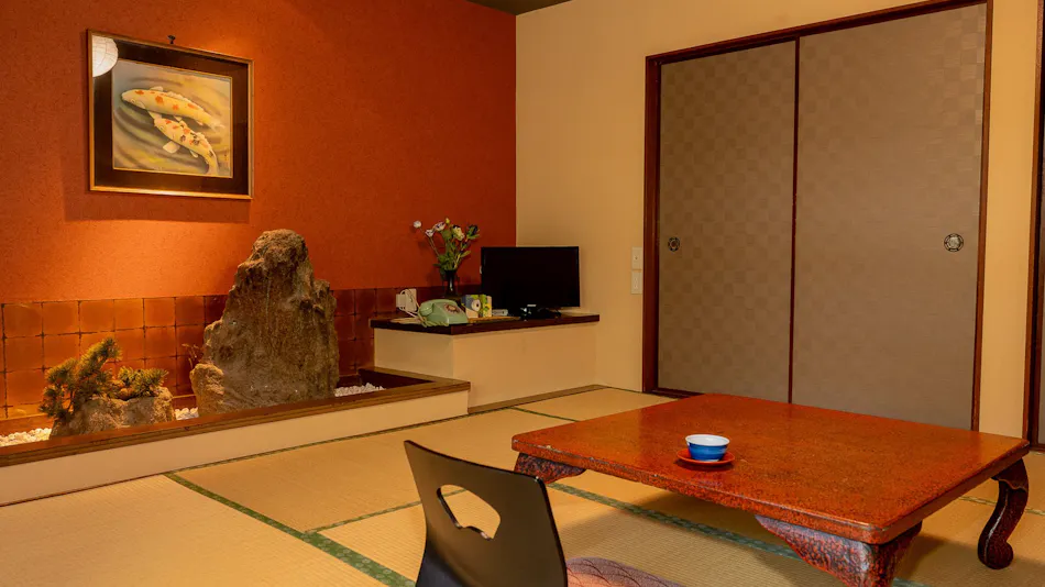 Relaxing In-Room Dining and Free-Flowing Hot Springs Inn Yudanaka Onsen Yasushirokan
