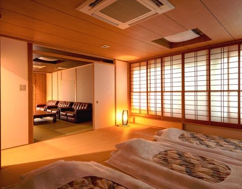 ＜客室一例＞楠