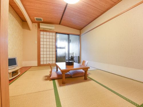 *お部屋（一例）スタンダードな和室。