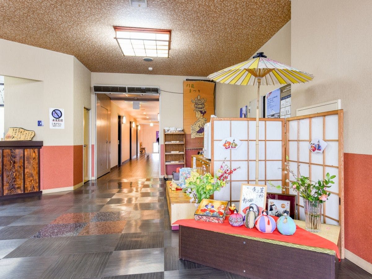 *พื้นที่ล็อบบี้ (ล็อบบี้)