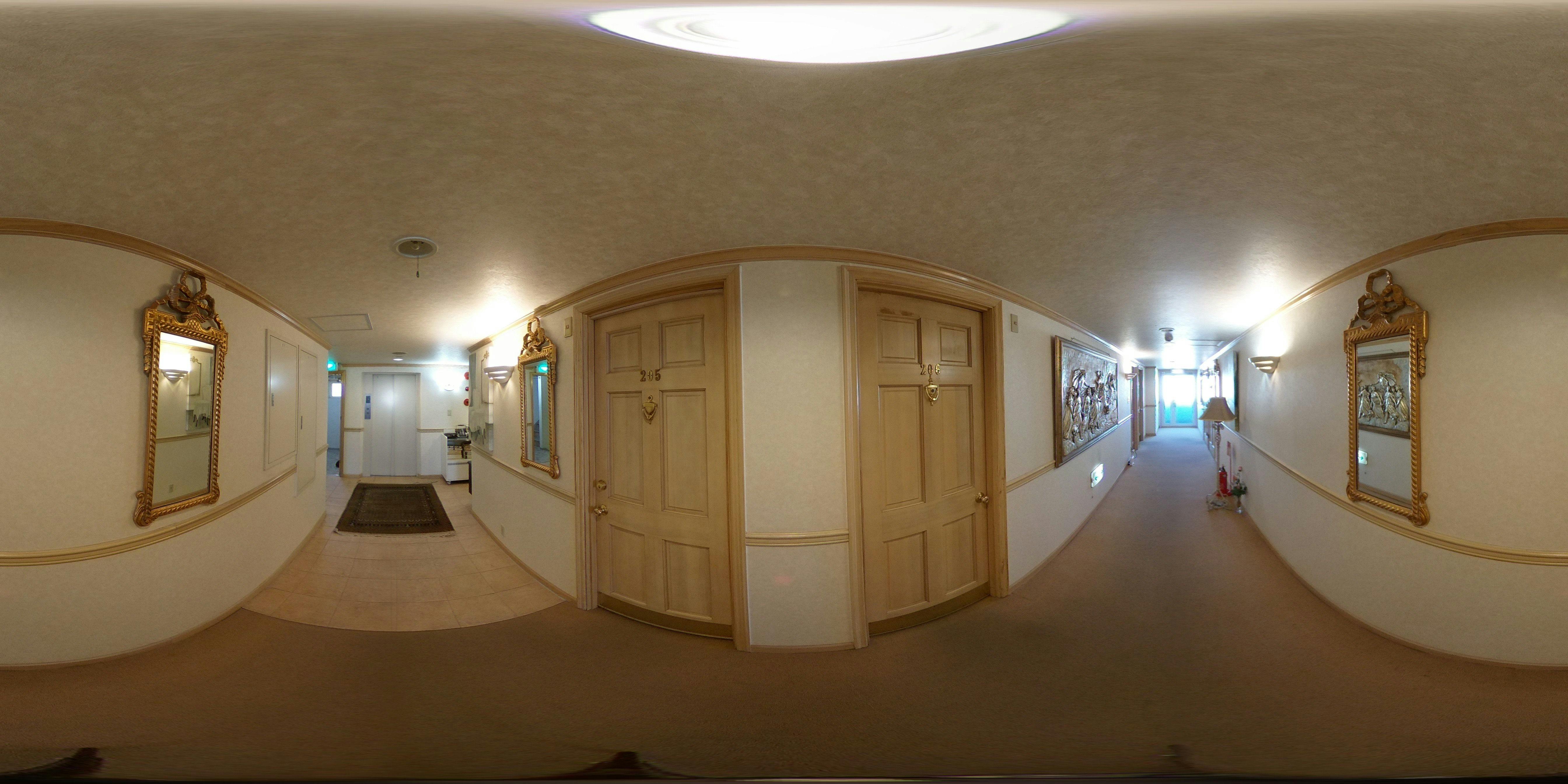 Princess Court Hotel