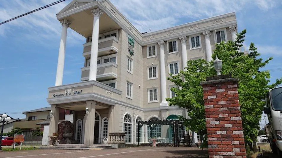 Princess Court Hotel