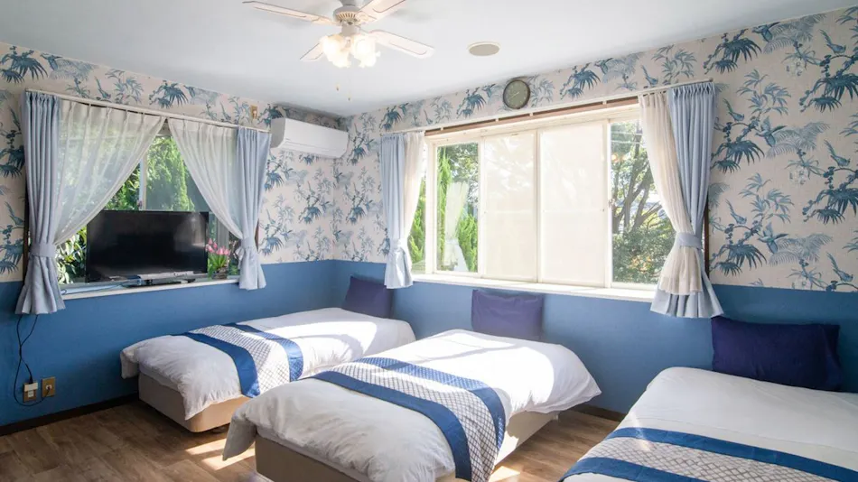 Manazuru Pension Alhambra