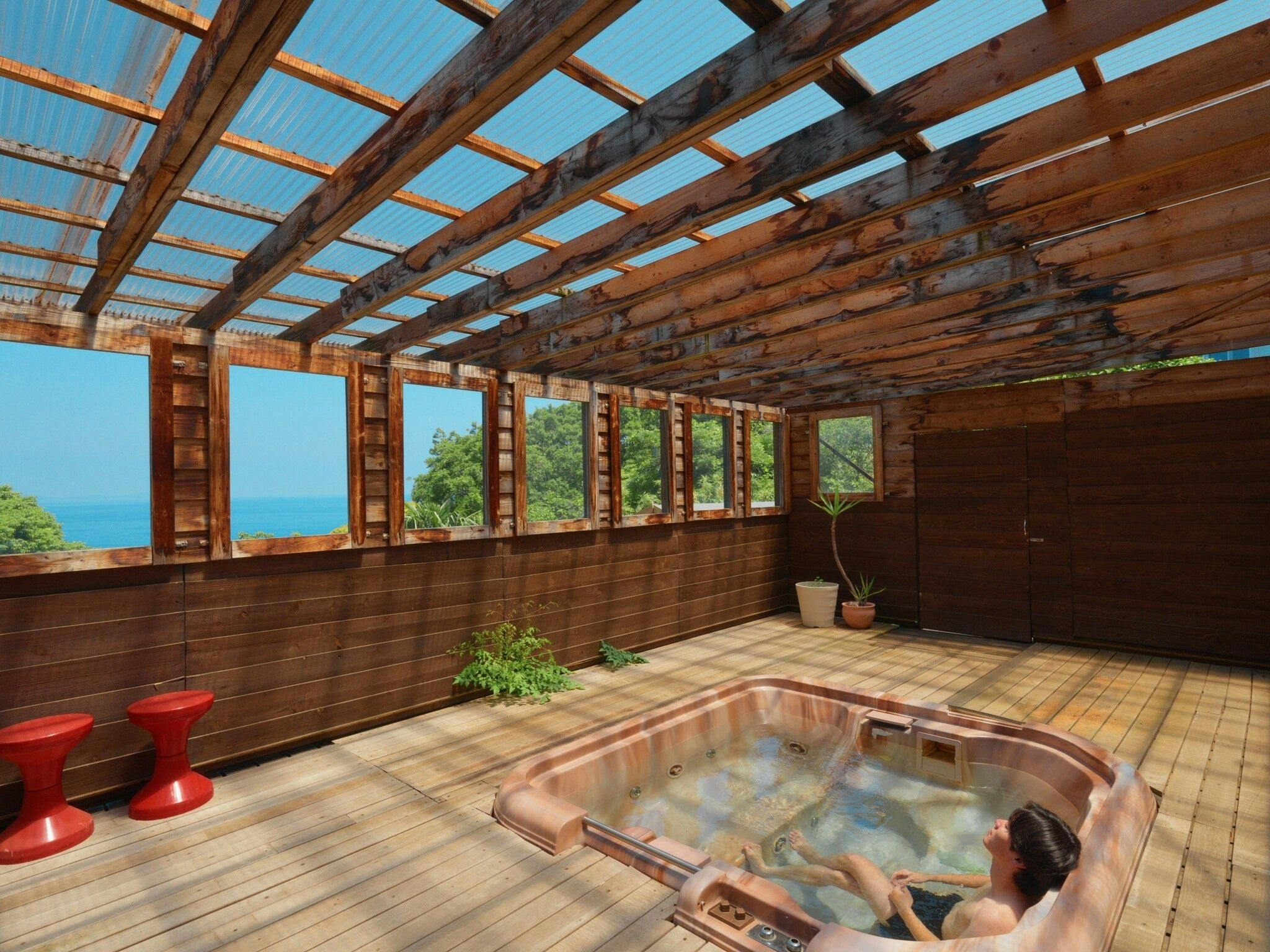Manazuru Pension Alhambra