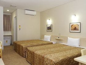 ファミリーロッジ旅籠屋・吉野川ＳＡ店