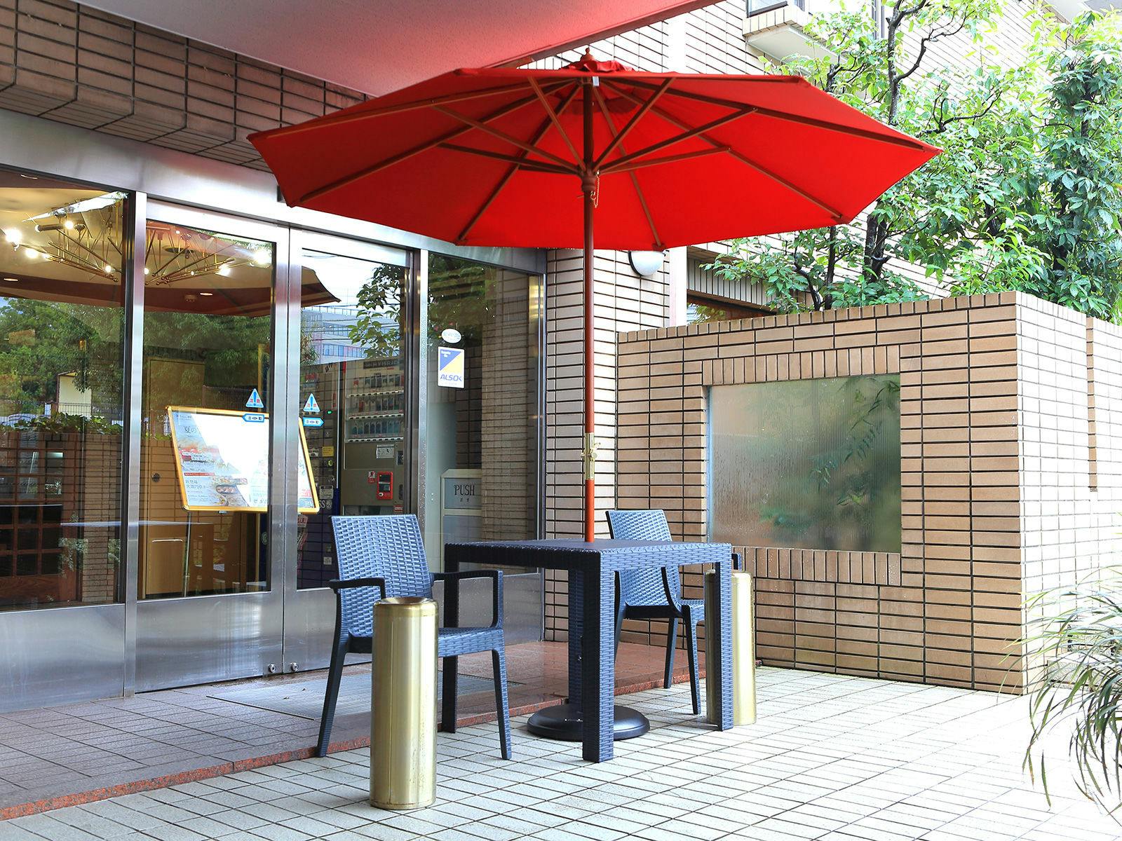 พื้นที่หน้าประตูทางเข้า