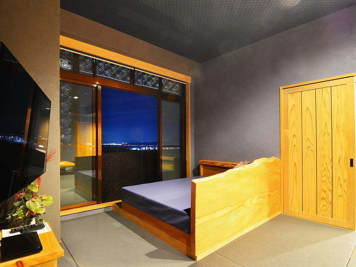 Japanese Inn Utsuwa Beppu Kannawa