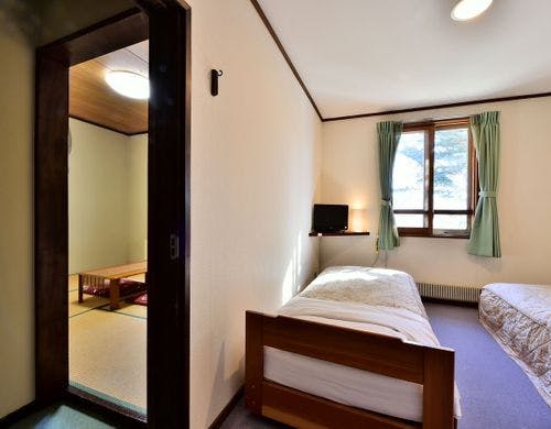 【コネクティングルーム】