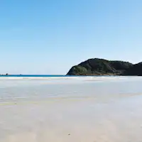 맑고 푸른 카미고토의 바다.