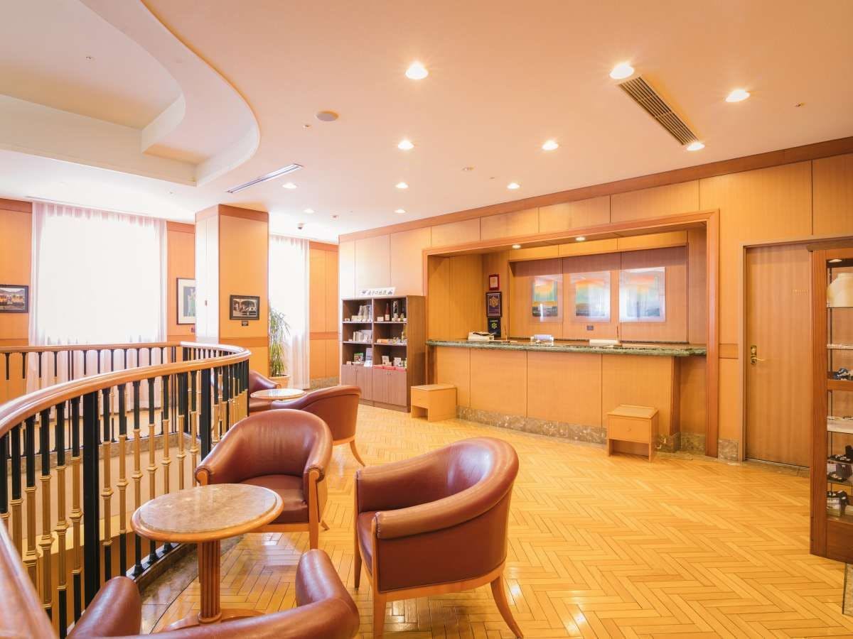 【ภายในอาคาร】แผนกต้อนรับชั้น 2