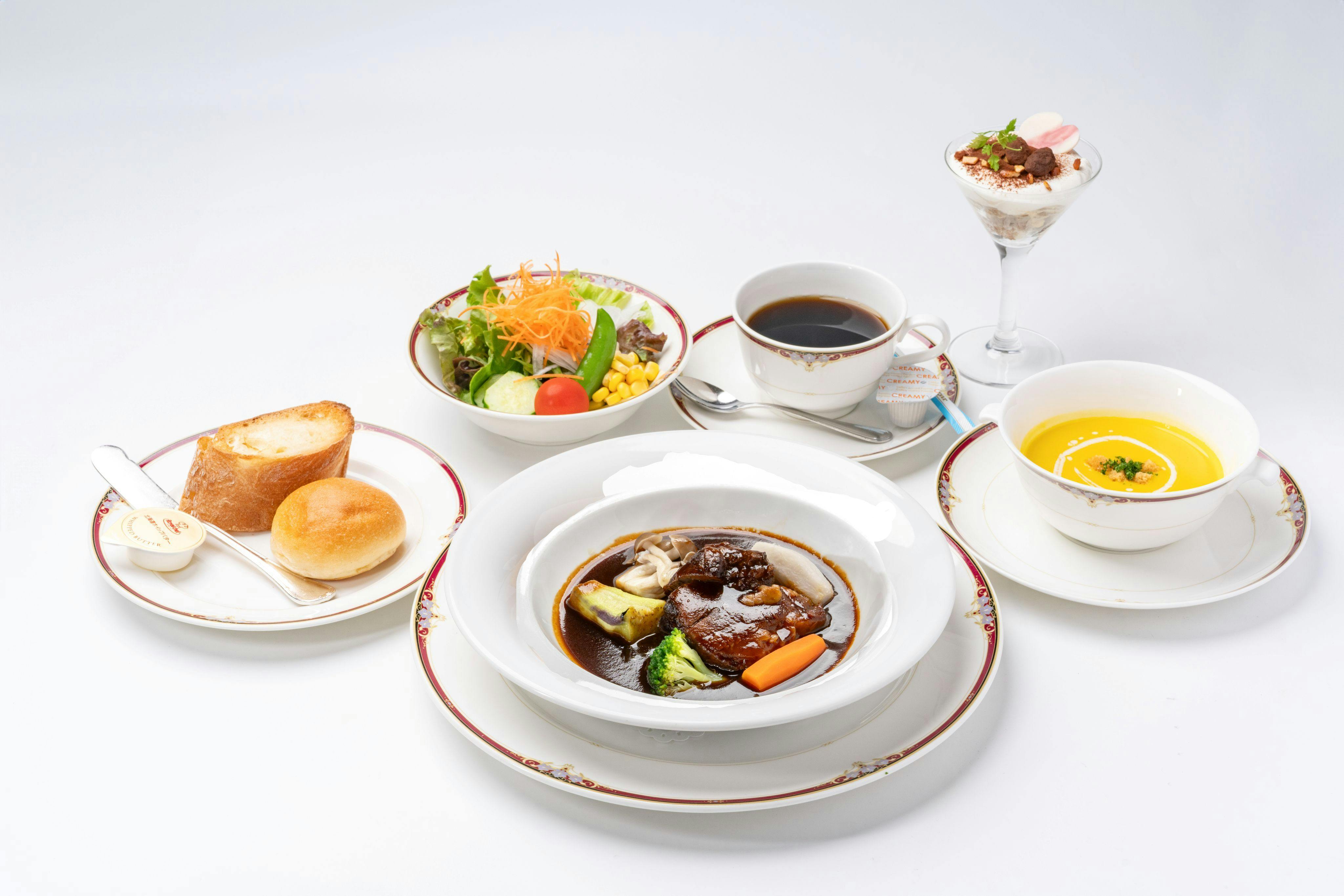 Royal Tainai Park Hotel