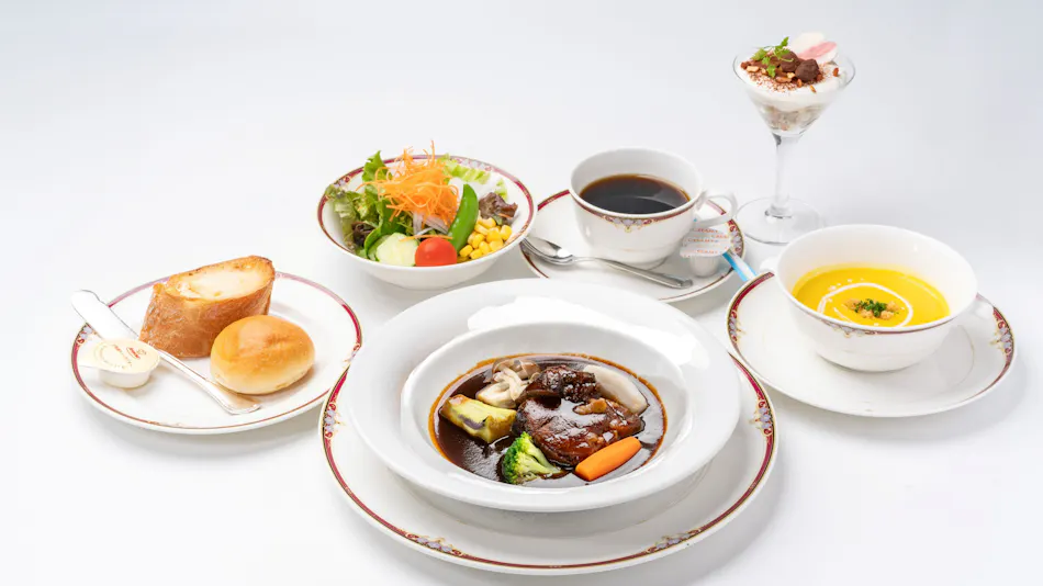 Royal Tainai Park Hotel