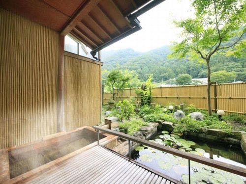 【露天風呂付き客室】和室8畳の露天風呂