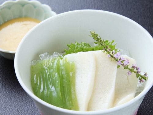 夕食一例「手作り刺身こんにゃく」