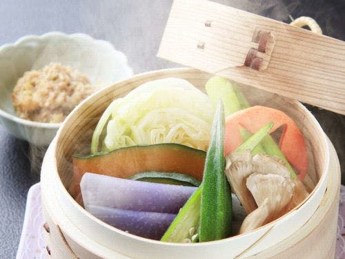 夕食一例「地野菜のせいろ蒸し」