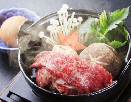 夕食一例「上州牛と地野菜のすき焼き」