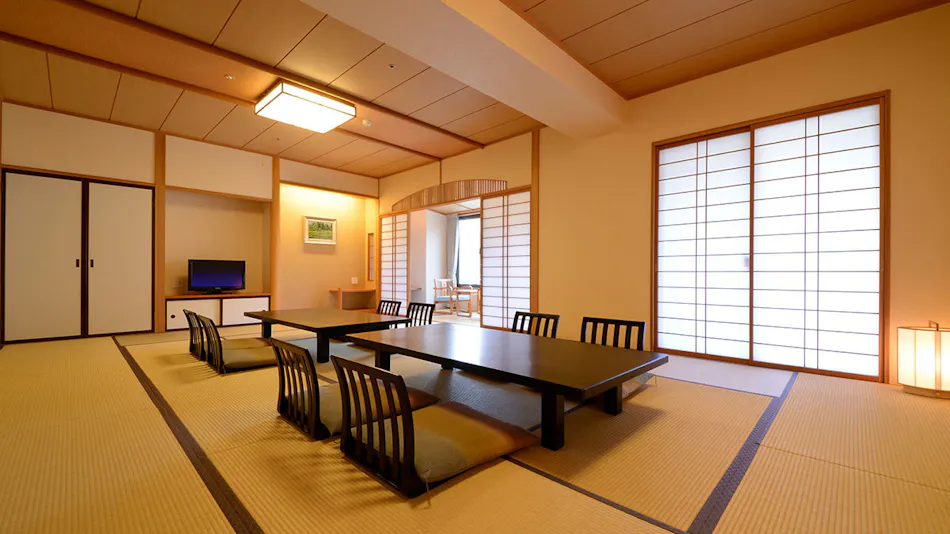 Iizaka Onsen Surikamitei Ootori