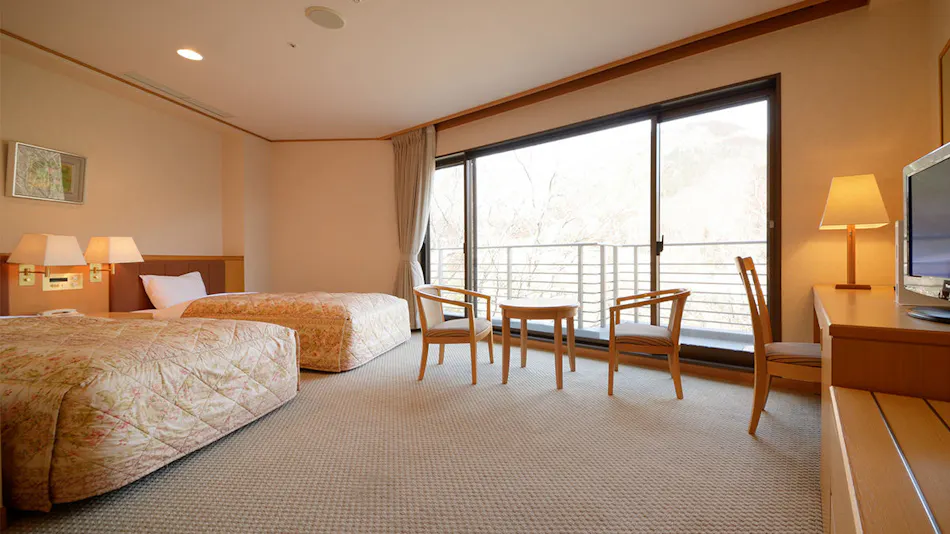 Iizaka Onsen Surikamitei Ootori
