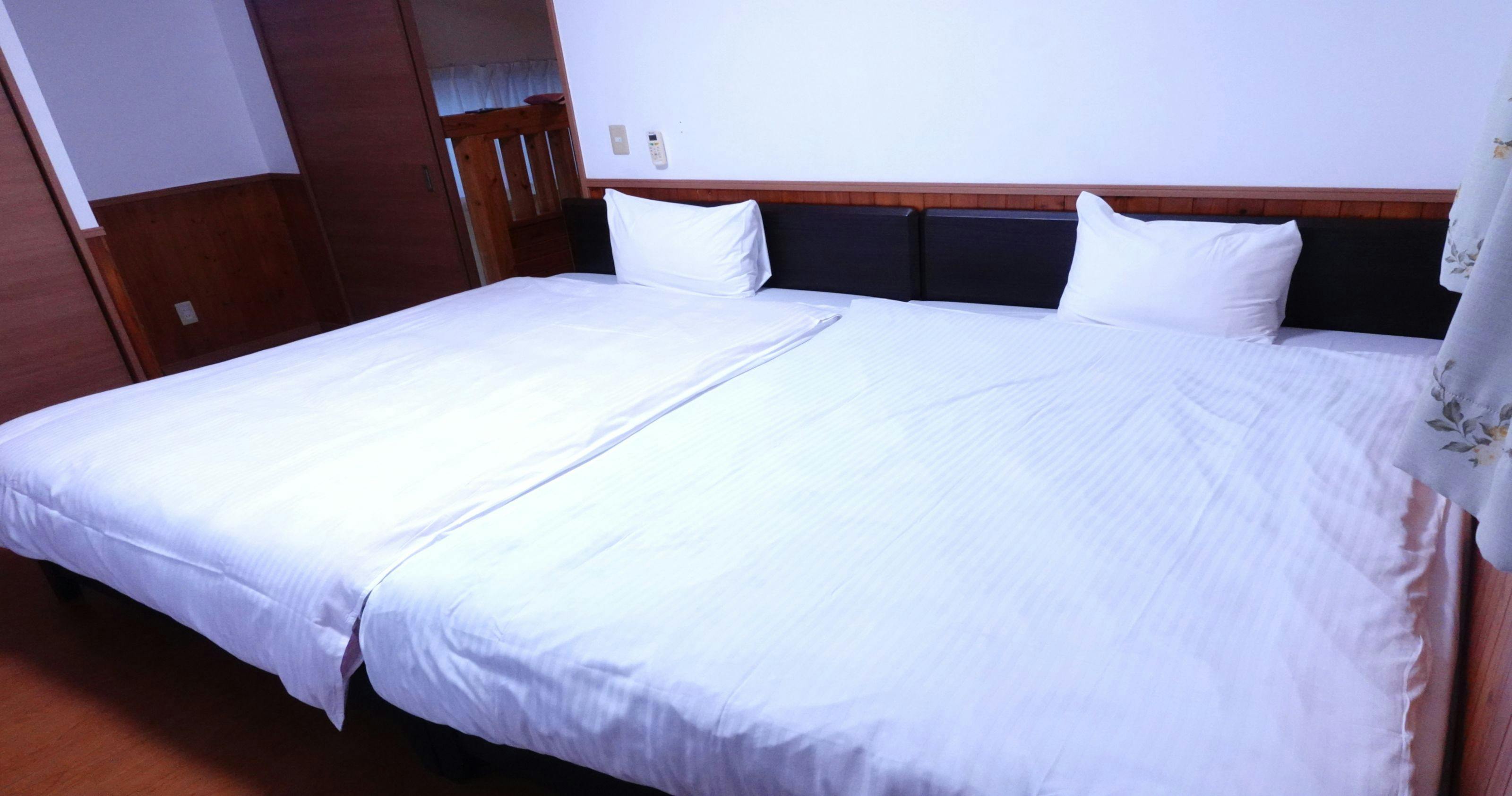 ร้านหมายเลข 1 ประเภทปกติ / ห้องนอน