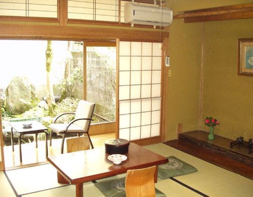 ・2名様向けのお部屋の一例。