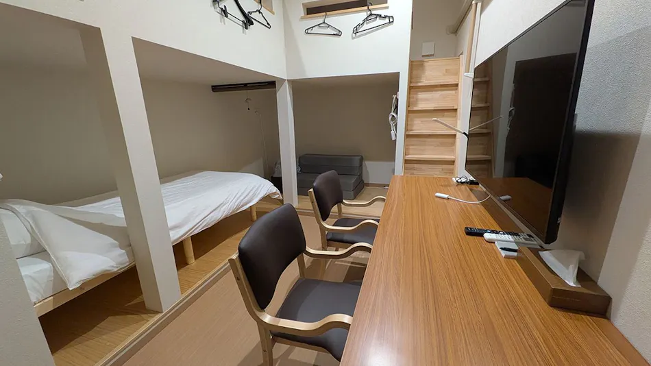 Hiroshima Saijo Station Front Youth Hostel