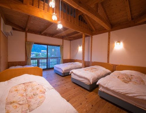 露天付き離れ「夢舎」洋室リビングルーム