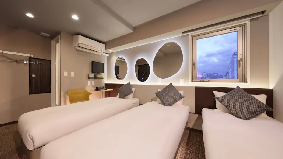 Tennoji Crystal Hotel