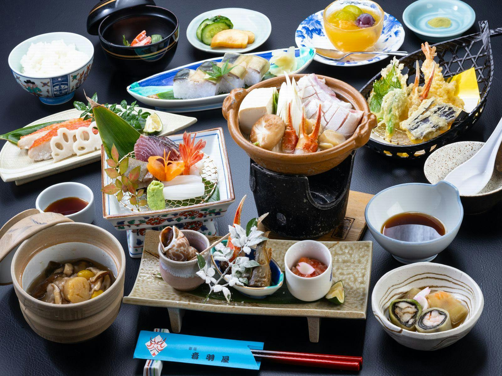 使用時令食材的日式懷石料理形象