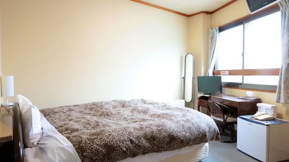 Business Hotel Senraku