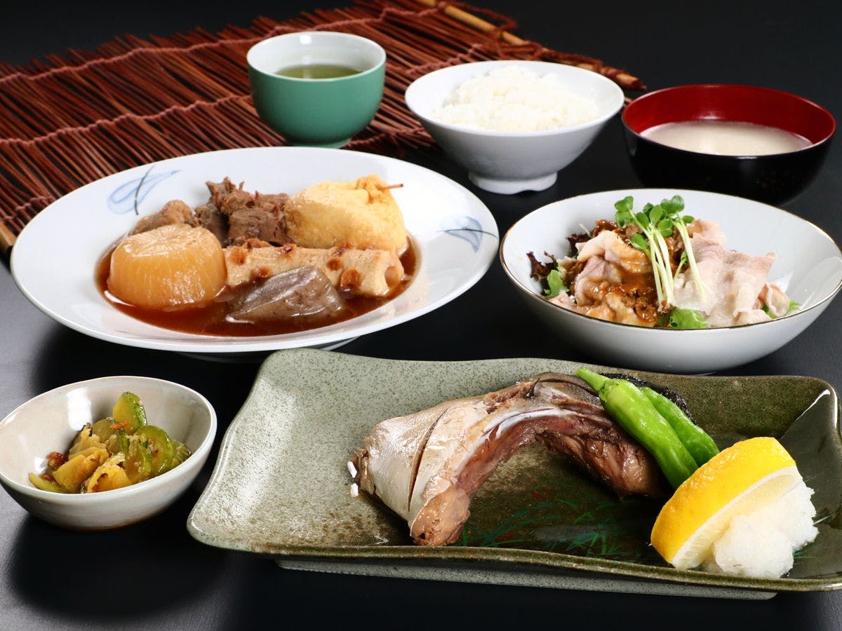 Business Hotel Senraku