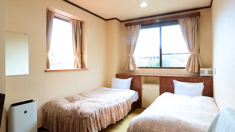 Business Hotel Senraku