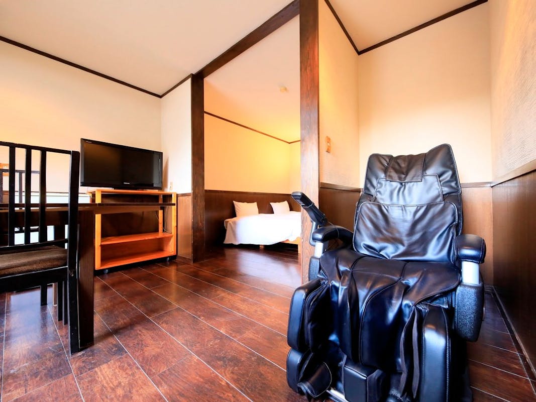 【ウェルカム・イン サニーステップ】バリアフリー対応マッサージチェア付き客室(最大3名・20平米)