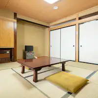 Japanese-style room with 10 tatami mats and BT (2-4 persons)