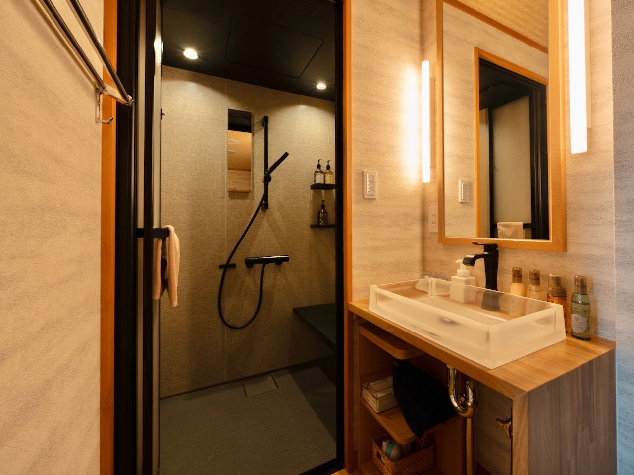 Taste and Hot Spring Inn New Tomiyoshi