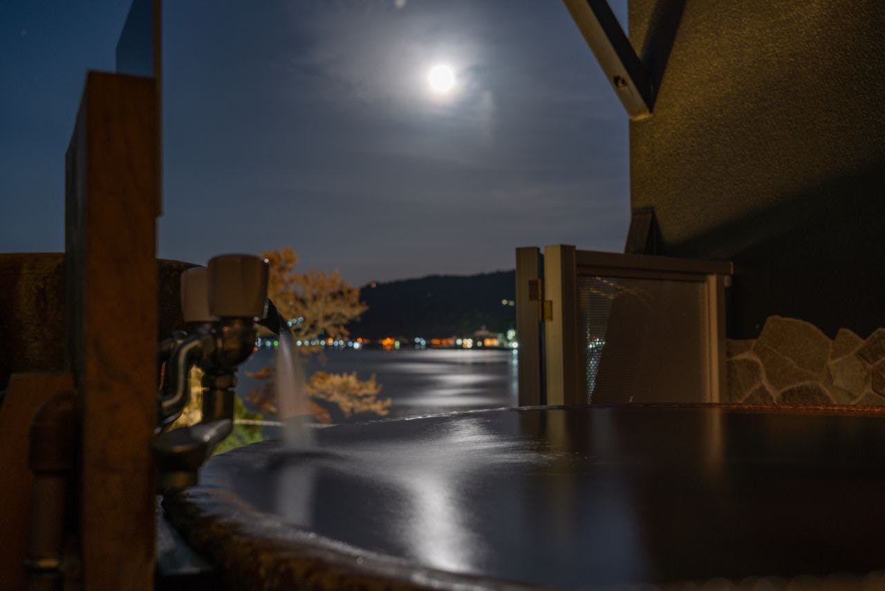 Taste and Hot Spring Inn New Tomiyoshi