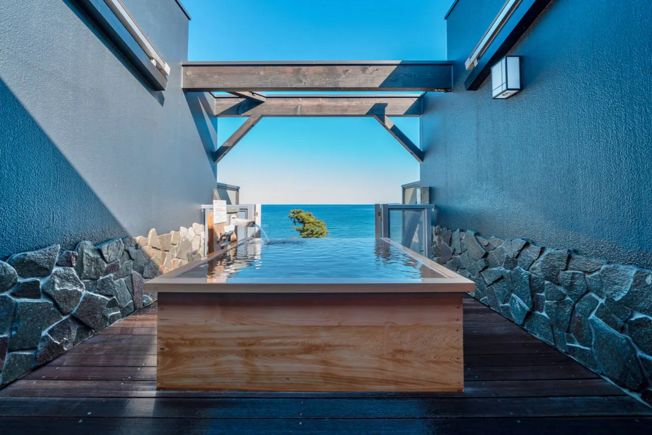 Taste and Hot Spring Inn New Tomiyoshi