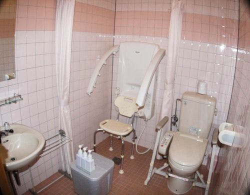 ・全身シャワー