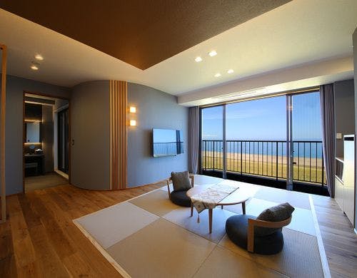 【半露天ジャグジー付スイート】