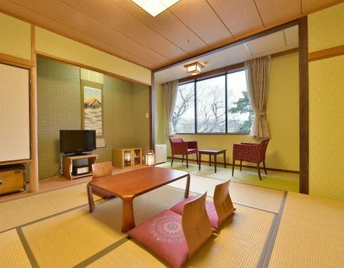 和室８畳　トイレ付