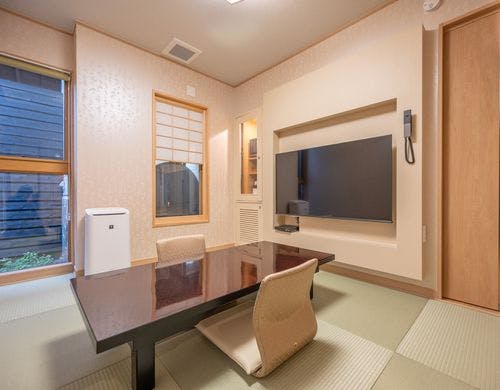 【2階建て離れ/笑】＜ツイン/禁煙＞1階