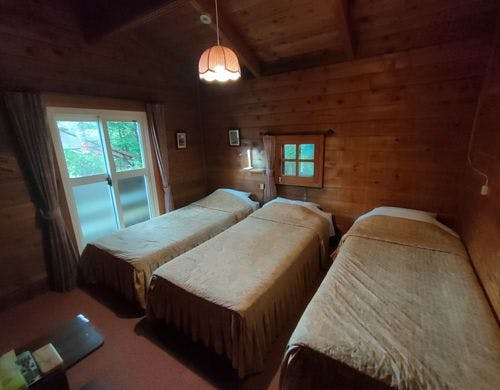 バストイレ共同３ベッド利用