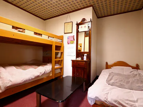 【ห้องสไตล์ตะวันตก】มีเตียงสองชั้น